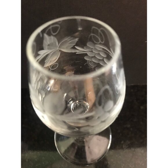 Vtg 1960's Total Of 24 Available Etched Clear Crystal Cordial Stems Romania - Picture 5 of 8